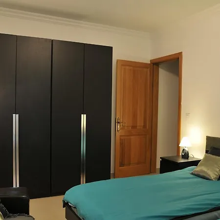 Daire Luxury Marble Arch *