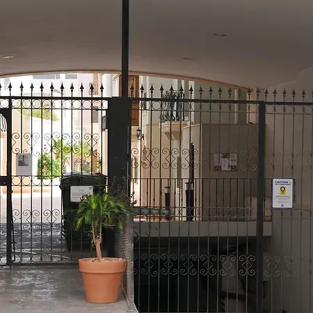 Luxury Marble Arch Διαμέρισμα *