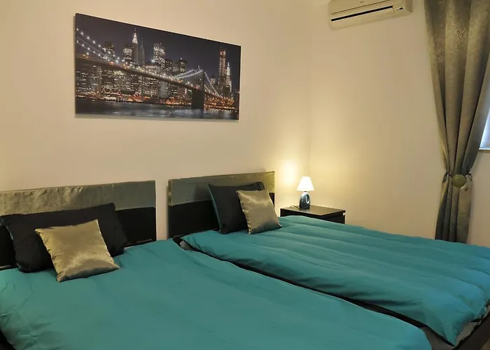 Luxury Marble Arch Апартаменты