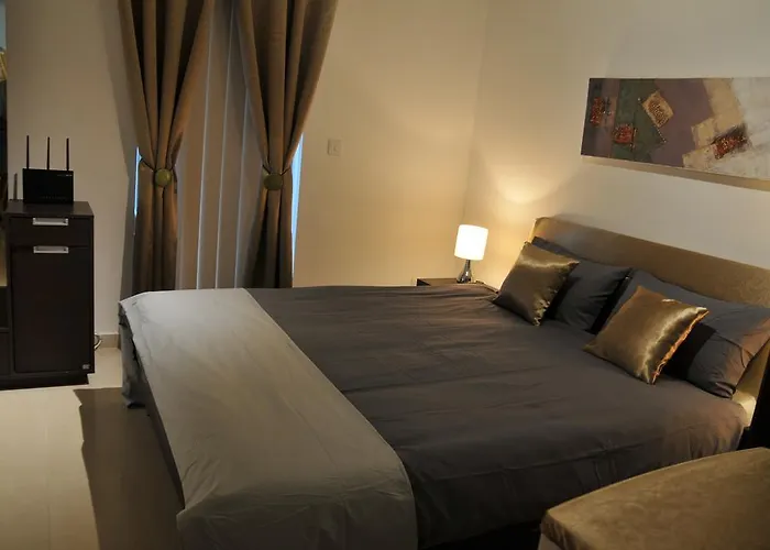 Luxury Marble Arch Saint Julian's