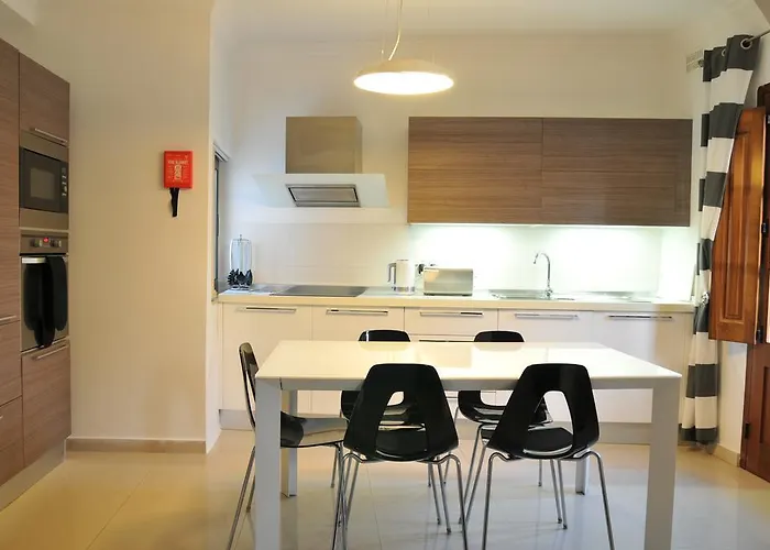 Luxury Marble Arch *